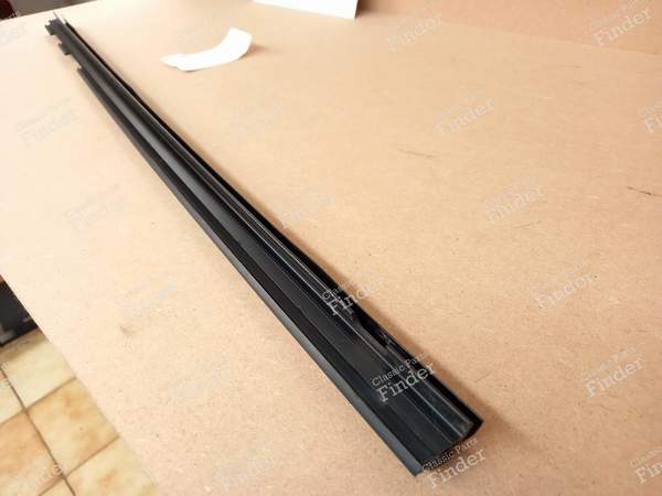 Fensterwischer innen vorne rechts - Phase 1 - 5 Türen - VOLKSWAGEN (VW) Golf II / Jetta - 193837472C- 3