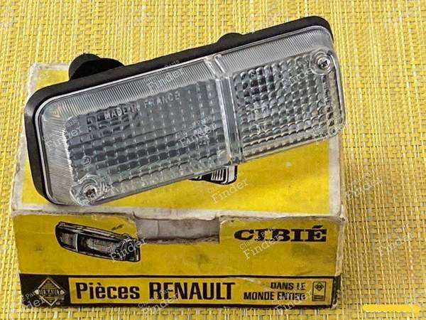 1 Clignotant blanc R12 Gordini, R12 TS, TL; ALPINE RENAULT A310 V6; Matra - RENAULT 12 / Virage (R12) - 427D- 0