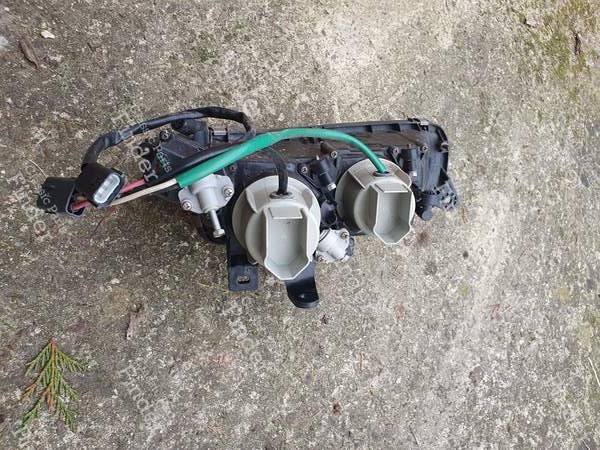 Right front headlight optics - MAZDA 323 / Protégé / Artis / Etude (BA) - 110-61708- 1