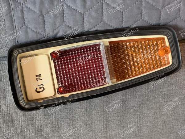 Left-hand chrome-plated rear cabochon - RENAULT 8 / 10 (R8 / R10) - 612- 2