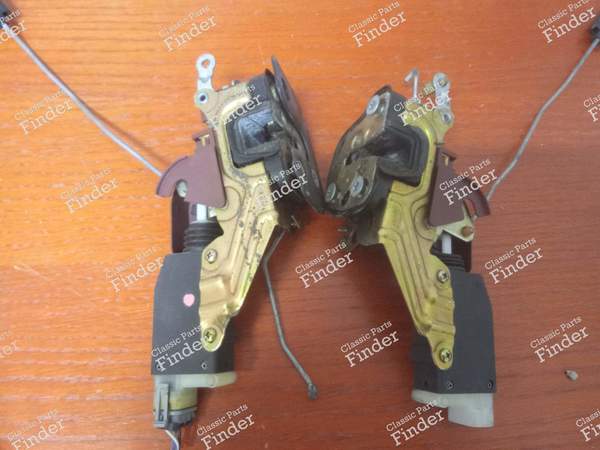 Door striker Saab 9-3 cabriolet - SAAB 900 NG / 9-3 - 805328 / 4809349 / 705329 / 4809356- 1