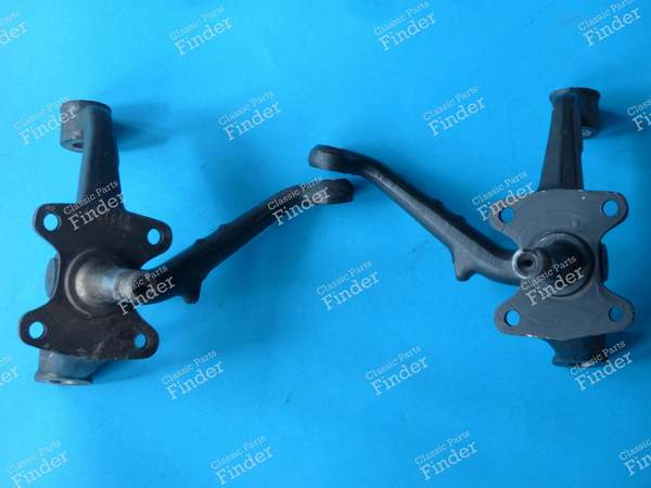 Pair of front steering knuckles - RENAULT Floride / Caravelle - 0996 126 700 + 701- 0