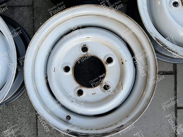 Land Rover Defender 5 wheels - LAND ROVER Land Rover / Defender - 5