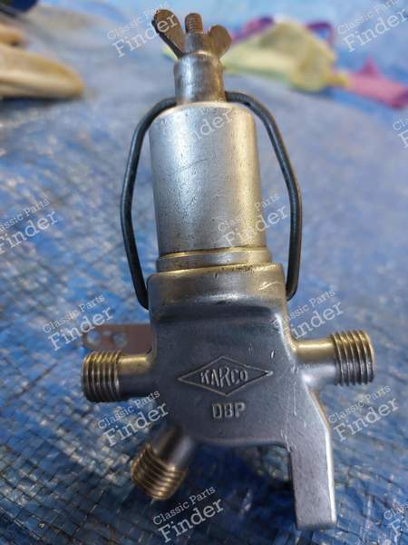 Fuel selector valve with filter - MERCEDES BENZ 220 (W187) - A1874760690- 0