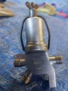 Fuel selector valve with filter for MERCEDES BENZ 220 (W187)