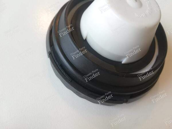 Fuel cap (with key) - PEUGEOT 205 - 5