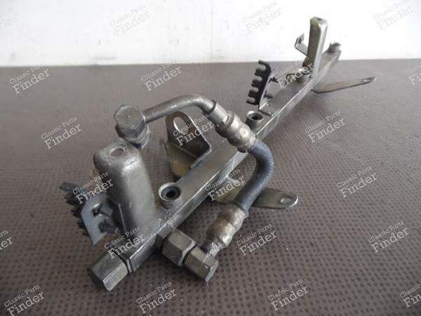 RAMPE INJECTION PORSCHE 944-2 & 924S - PORSCHE 944 - 94411008020 ou 94411008008- 4