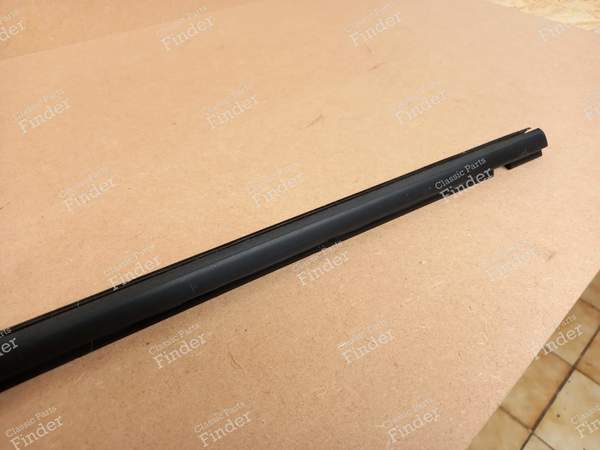 Fensterwischer innen vorne rechts - Phase 1 - 5 Türen - VOLKSWAGEN (VW) Golf II / Jetta - 193837472C- 1