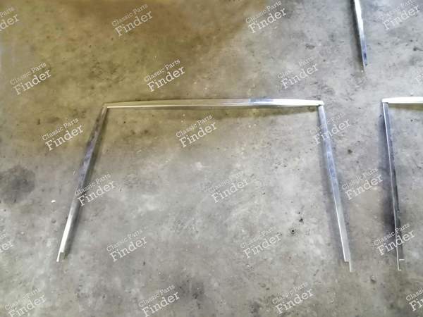 Enjoliveurs tour de vitre arrière - CITROËN CX - 0