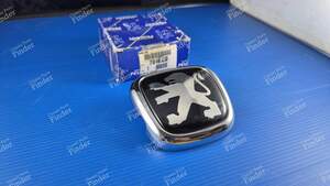 Rear Hatch Emblem - Phase 2 - PEUGEOT 806 - 7810C9- thumb-1
