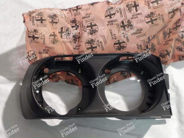 Pair of headlight surrounds - TI Série 3 - ALFA ROMEO Alfasud - 13780 / 20270030050- 3