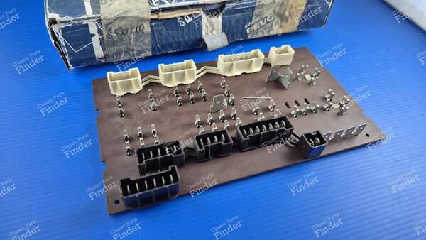 Circuit imprimé de boite à fusibles - PEUGEOT 505 - 219433 / 650010- 2