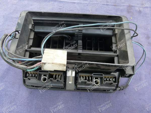 Elément de commande avec fonction de climatisation - CITROËN CX - 1