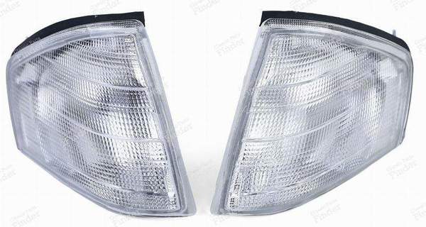 PAIR OF WHITE INDICATORS - MERCEDES BENZ SL (R129) - Equiv. 1298260943 / 1298260943
