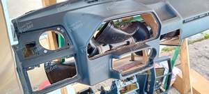 Dashboard with center console - AUDI 100 / 200 / 5000 (C3) - 443857041- thumb-3