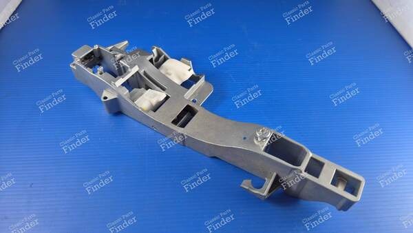 Support de poignée de porte côté droit - PEUGEOT 407 - 9101Z3- 2