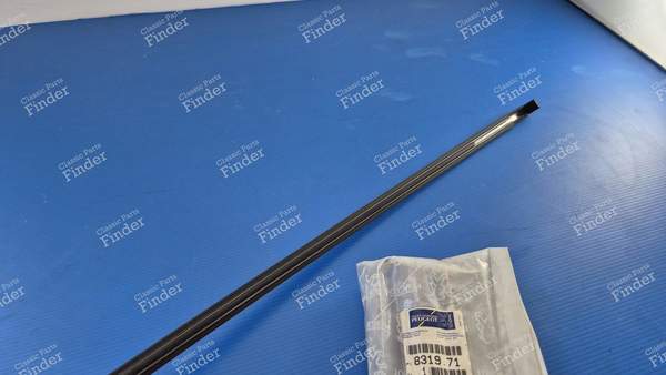 Roof or headliner gasket - CITROËN Saxo - 8319.71- 3