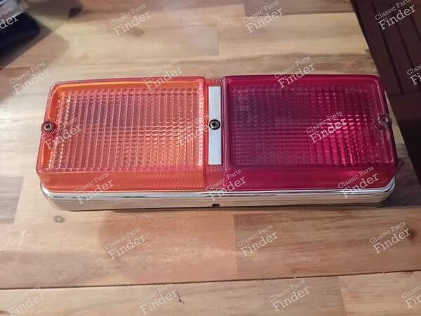 Feu arrière gauche - FIAT 128 - 25.5210- 1
