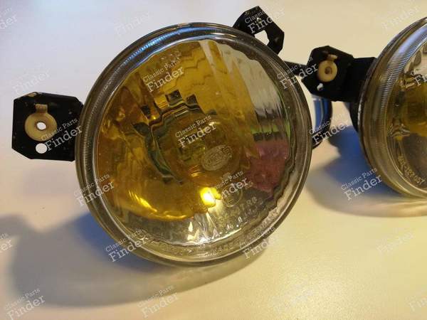 Two long yellow spans - VOLKSWAGEN (VW) Polo / Derby - 34447 - 34447R8 / 867941786 / 1F2 130 37 (?)- 1