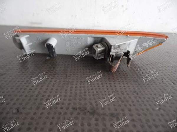 RIGHT SIDE TURN SIGNAL PORSCHE 996 & 986 - PORSCHE 911 (996) - 996.631.034.03- 6