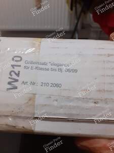 Kühlergrill - MERCEDES BENZ E (W210) - 2108880123- thumb-4