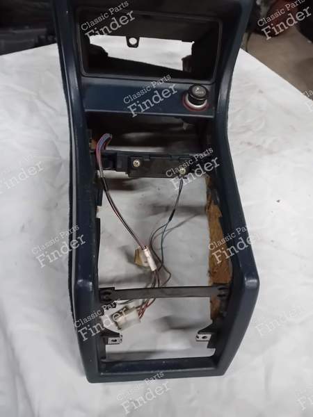 Console centrale - AUDI 80 / 4000 / 5+5 (B2) - 2