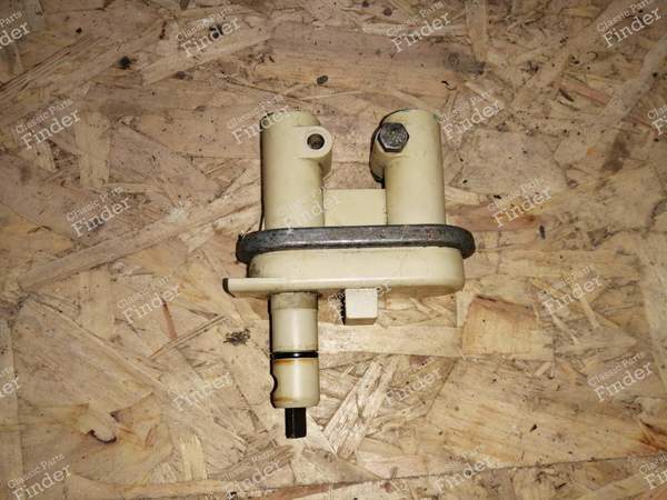 Doppelte Steckdose am Getriebe - CITROËN CX - 0