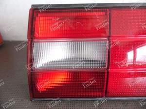 RECHTE RÜCKLICHTABDECKUNG - BMW 3 (E30) - 130858- thumb-2