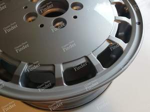 Original 'Gullideckel' 15" rim - MERCEDES BENZ 190 (W201) - 2150209 / 20140110202- thumb-4