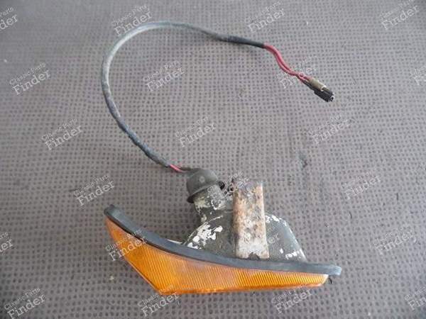 CLIGNOTANT AY575246A ALPINE A110, R5 MAXI TURBO, CITROËN DYANE - CITROËN Dyane / Acadiane - 12.630 / 424G- 4