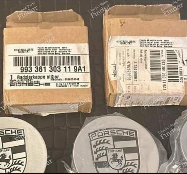 Centre de roue - Logo cache-moyeu de jante - PORSCHE 911 (996) - 993361303119A1- 1