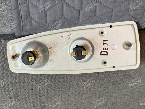 Back plate, right - RENAULT 8 / 10 (R8 / R10) - 612- 2