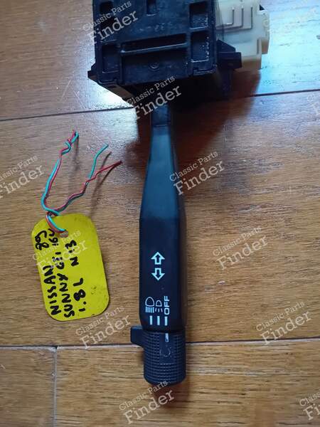 Headlight switch - NISSAN Sunny / Cherry (N13) - 1