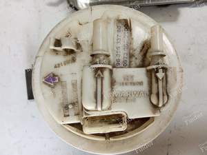 Kraftstoffpumpe Peugeot 607 2.2 HDI - PEUGEOT 607 - 1525K8 - 9638633780- thumb-1