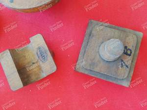 Pièces de fonderie - BUGATTI Type 13 - 15 - 16 - 17 - 18 - 19 - 22 - 23 - 27 (Brescia) - thumb-1