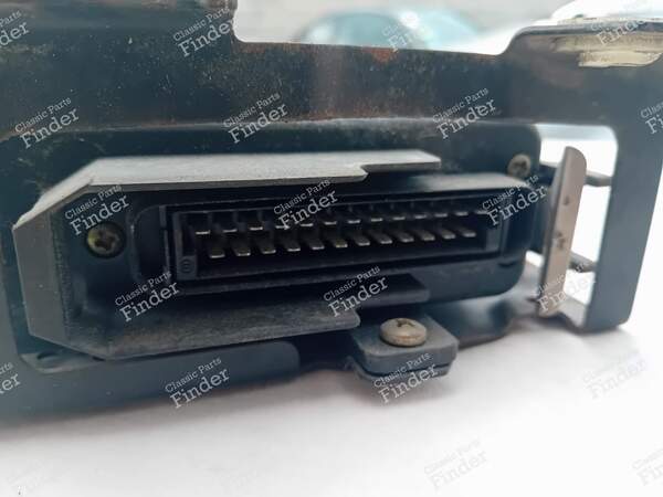 Calculateur Bosch - VOLKSWAGEN (VW) Golf II / Jetta - 0 261 200 294 / 037 906 022 M- 2