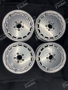 Original 'Gullideckel' Leichtmetallfelgen 6.5Jx15 ET49 - MERCEDES BENZ E (W124) - 1244001802- thumb-1