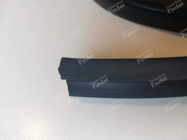 External window wiper seals for 204, 304, 504, or 604 - PEUGEOT 504 Coupé / Cabriolet - Equiv. 9313.11 ou 9330.02- 4