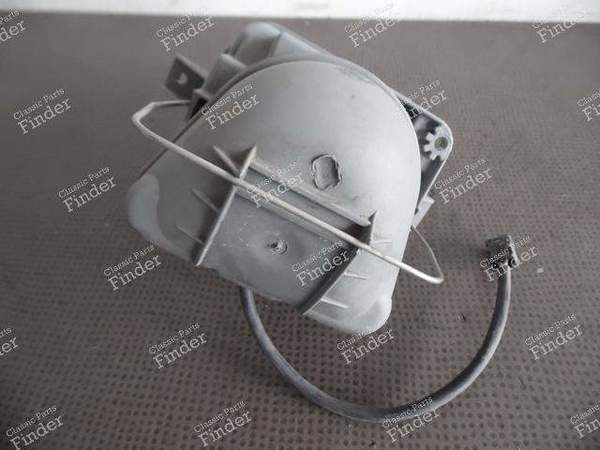 ANTIBROUILLARD DROIT PHASE 1 - MERCEDES BENZ SL (R129) - Bosch 0305120002  Mercedes 1298200256 ou A1298200256- 5