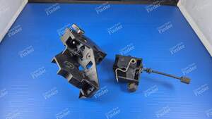 Halterungssatz und Scheinwerfer-Einstellung für den rechten Scheinwerfer - PEUGEOT 205 - 069599 / 6223.16- thumb-2