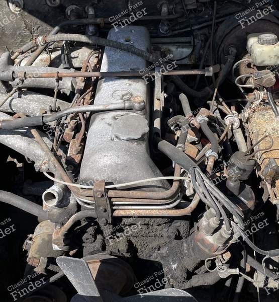Complete rotating engine - MERCEDES BENZ W111 / W112 (Heckflosse) - M127 / 127.182- 0
