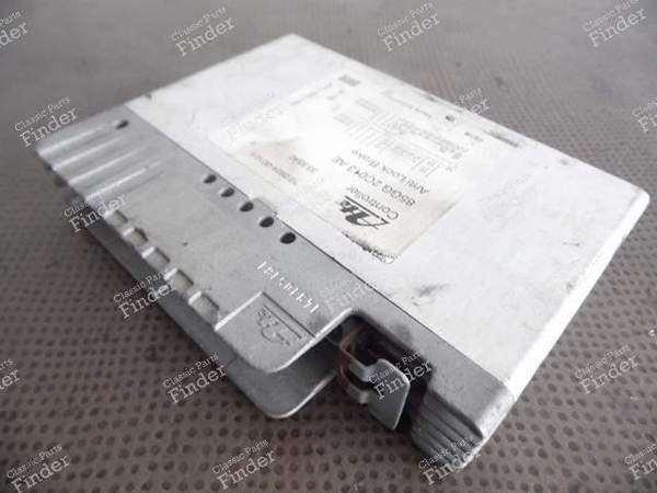 CALCULATEUR ABS 85GG2C013AE FORD SIERRA COSWORTH 2RM - FORD Sierra - 85GG2C013AE- 3