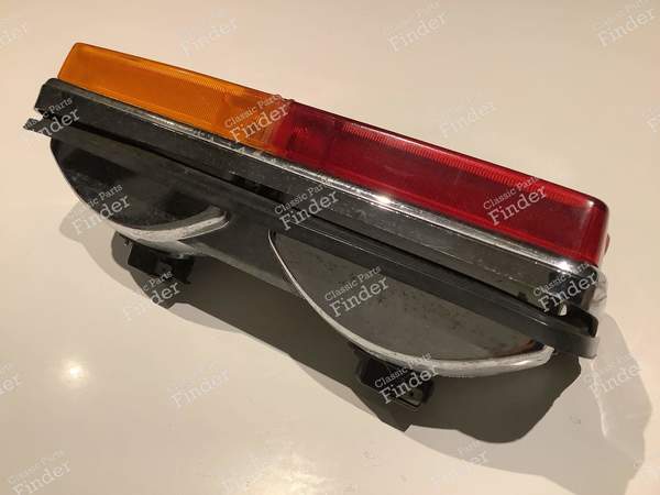 Taillight - 2nd series - FIAT 128 - 15606- 2