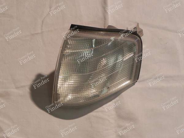 Left front turn signal light - MERCEDES BENZ C (W202) - 1301232923 / 2028260743 / 1305232109- 0