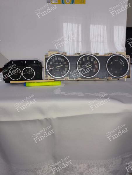 Tachometer/rev counter block + Gauge block - RENAULT 12 / Virage (R12) 