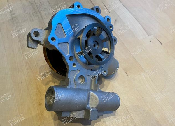 Water pump with belt pulley for the PRV V6 engine - PEUGEOT 604 - 4