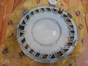 Delta 13 inch hubcap - RENAULT 9 / Alliance / Broadway / 11 / Encore (R9 / R11) - 7700735177 / 7702147362- thumb-3
