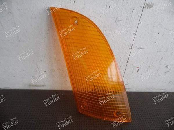 FRONT LEFT TURN SIGNAL CAP 1361049 BMW E23 - BMW 7 (E23) - 63 13 1 361 049- 8