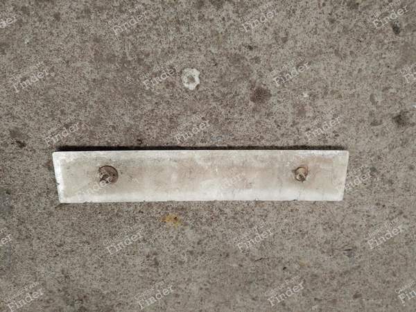 Truhenemblem - RENAULT 4 / 3 / F (R4) - 1