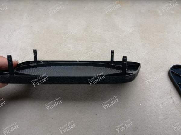 Speaker grilles - Golf cabriolet - VOLKSWAGEN (VW) Golf I / Rabbit / Caddy / Jetta - 155867149 THA (gauche) / 155867150 THA (droite)- 6